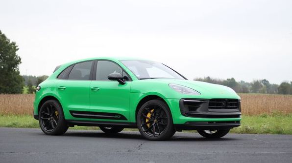 Обзор Porsche Macan 2023 года: Маленький внедорожник, который стоит купить, если вы любите водить машину